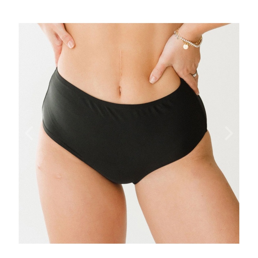 Albion Black High Waisted Bathing Suit Bottoms Size Medium